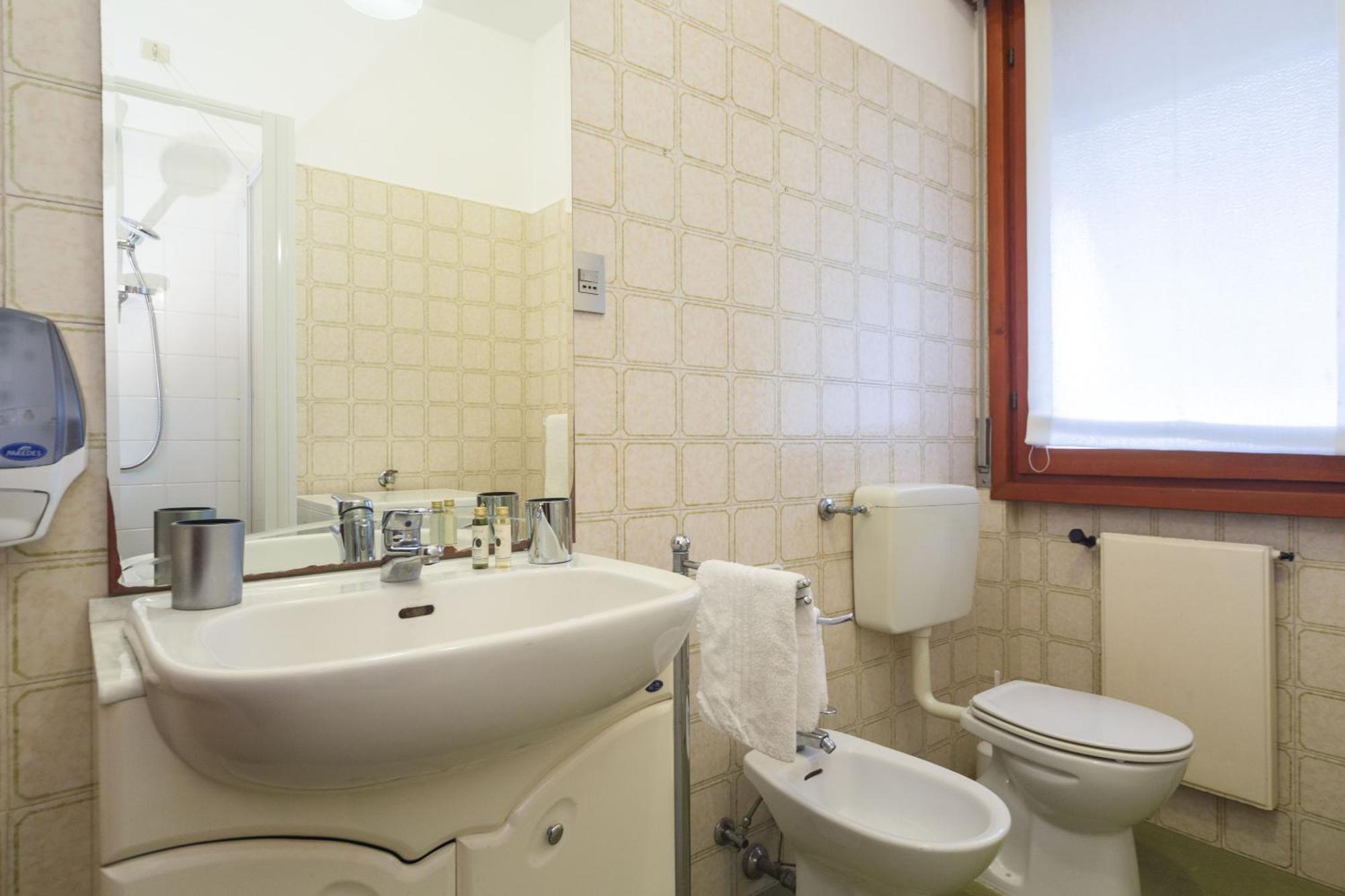Apartament Casa Anna Sea view, Pool, Parking&wifi Rapallo Zewnętrze zdjęcie